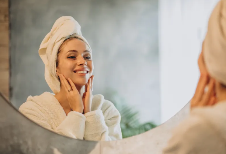 روش‌های طلایی برای داشتن پوستی شاداب و درخشان در همه فصل‌ها